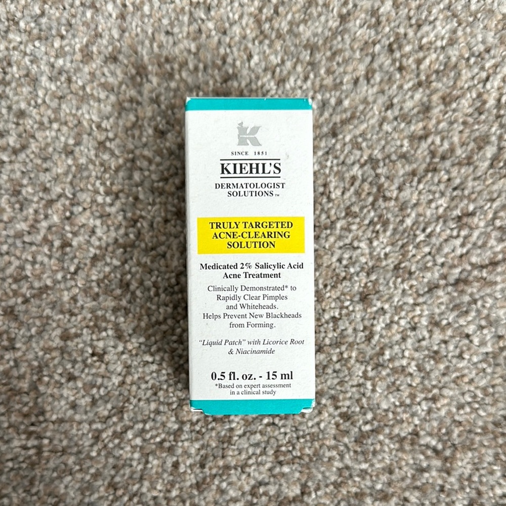 Truly Targeted Acne Clearing Solution